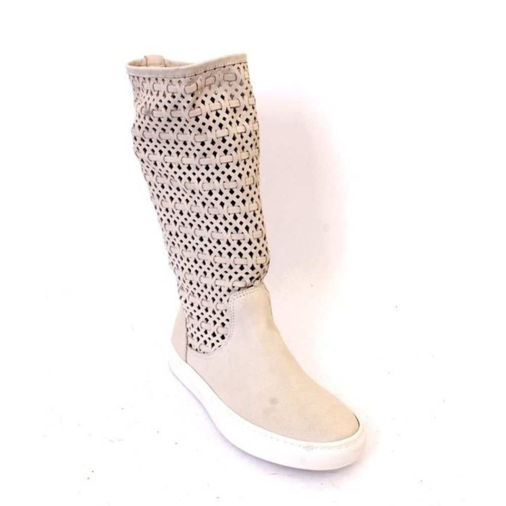 WOz 105h Beige Leather Pull-Up Platform High Summer Boots